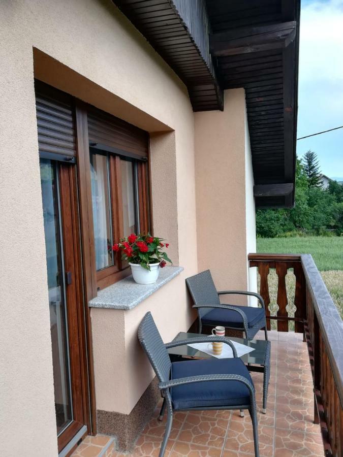 Apartment Arya Кореница Екстериор снимка