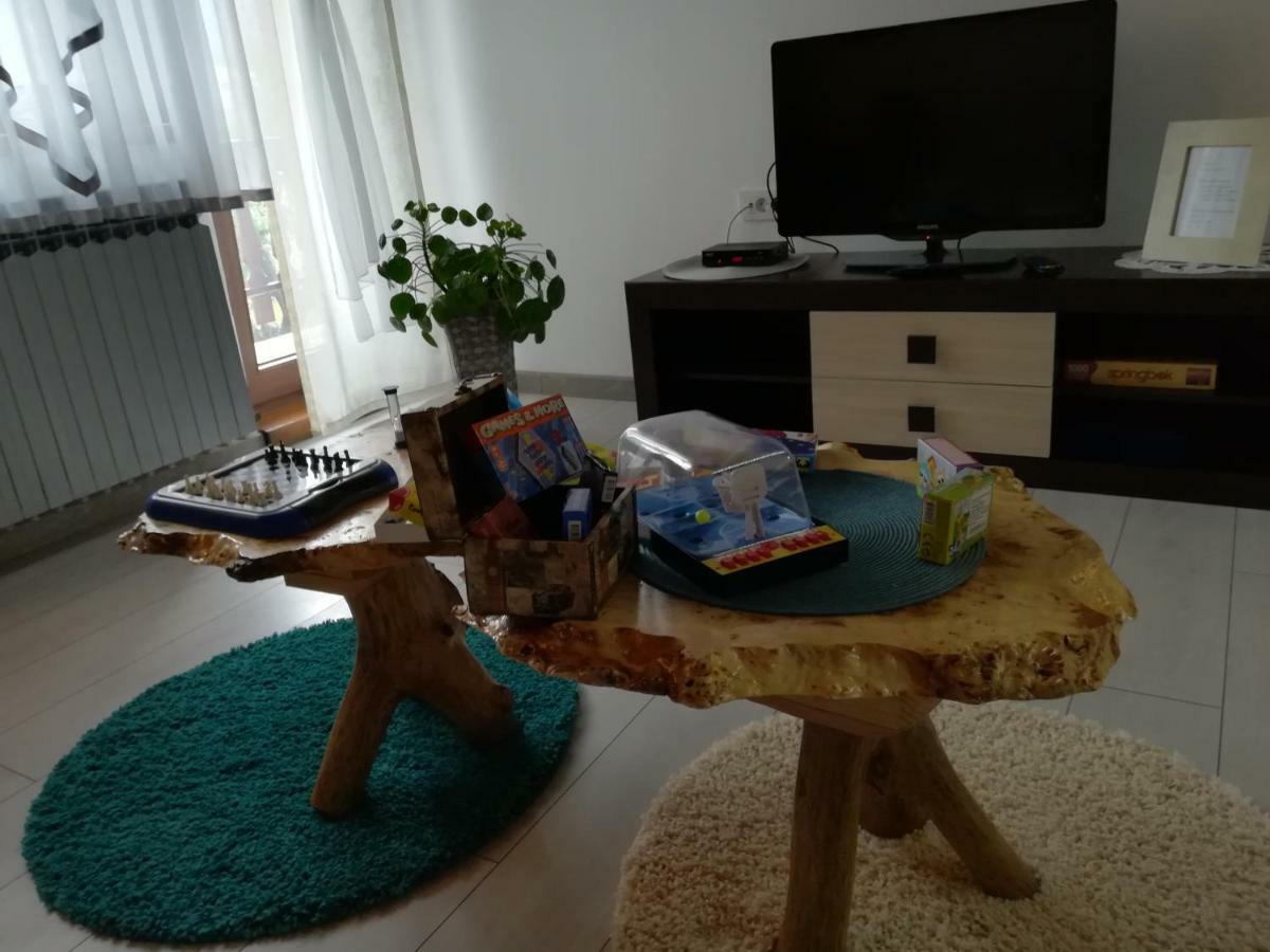 Apartment Arya Кореница Екстериор снимка